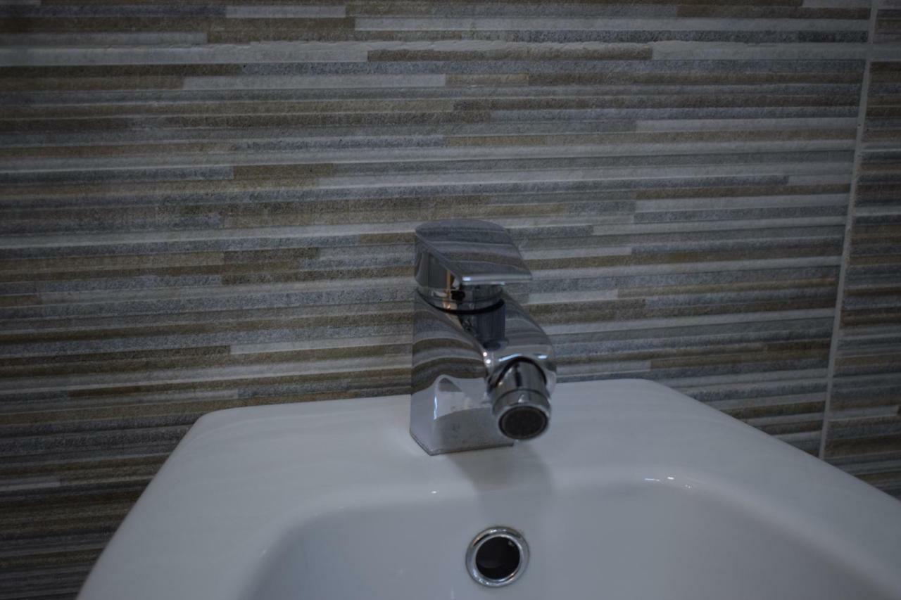 Hotel Il Borgo à Paola Extérieur photo